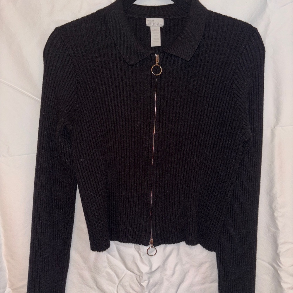 Tilly's Black V-Neck Sweater